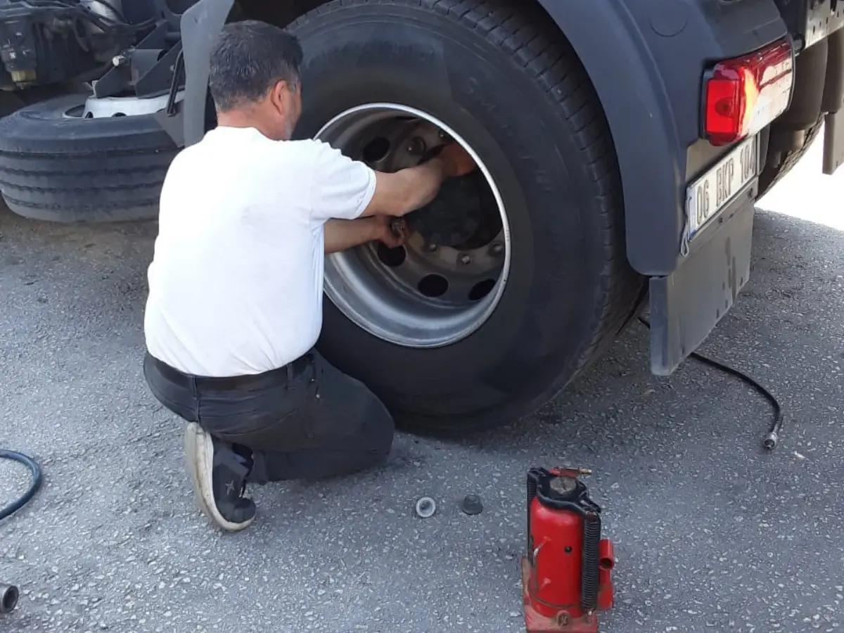 Hassa Oto Lastikçi
